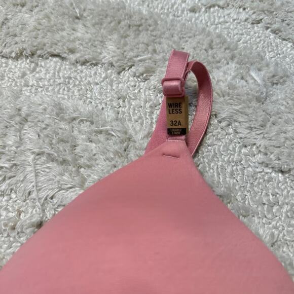 PINK Wear Everywhere Wireless Bra - Picture 3 of 6